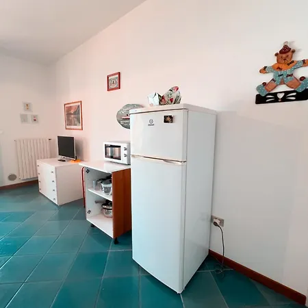 Apartment Emirati Piano Terra Fronte Mare Rif A780 *