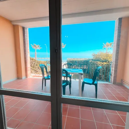 Emirati Piano Terra Fronte Mare Rif A780 Cupra Marittima