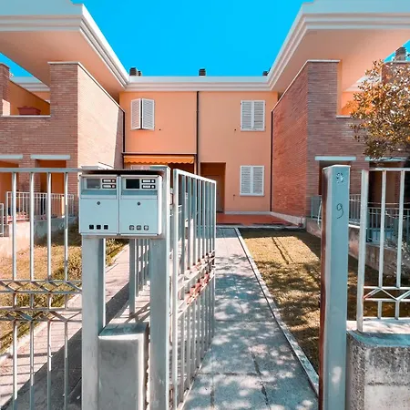 Emirati Piano Terra Fronte Mare Rif A780 Apartment Cupra Marittima